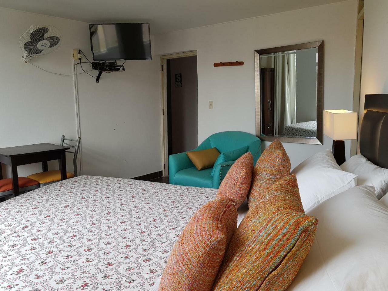 Hotel Ollanta Ica Buitenkant foto